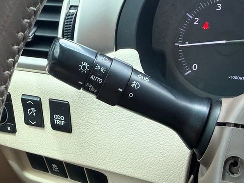Used 2010 Lexus GX 460 AWD/4WD image 18