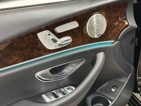 Used 2023 Mercedes-Benz E 350 4MATIC Sedan image 13