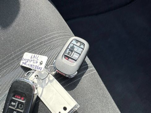 Used 2025 Honda Civic Sport image 41