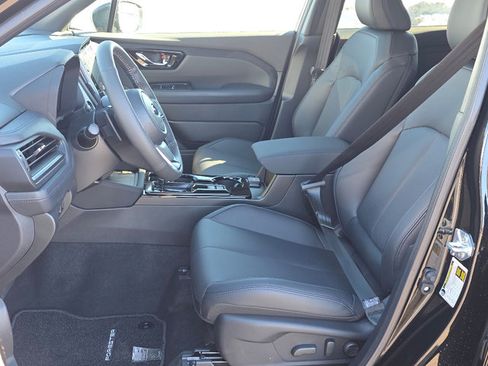 Used 2026 Subaru Forester Limited image 31