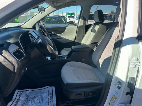 Used 2024 Chevrolet Equinox LS image 16