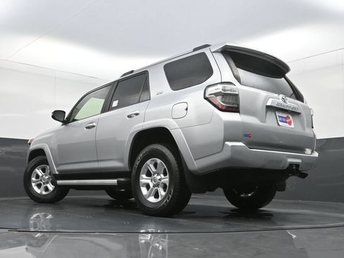 Used 2023 Toyota 4Runner SR5 Premium w/ Moonroof Package RWD image 29