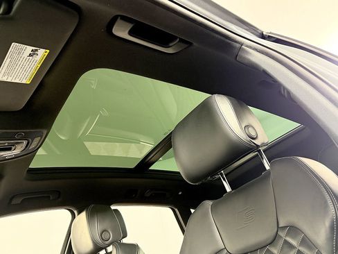 Used 2018 Audi SQ5 Premium Plus w/ S Sport Package image 39