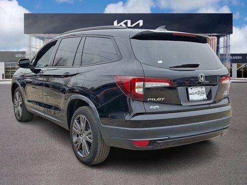 Used 2022 Honda Pilot Sport image 4