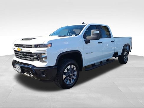 New 2026 Chevrolet Silverado 2500 Custom image 1