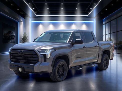 Used 2022 Toyota Tundra SR5 AWD/4WD image 8