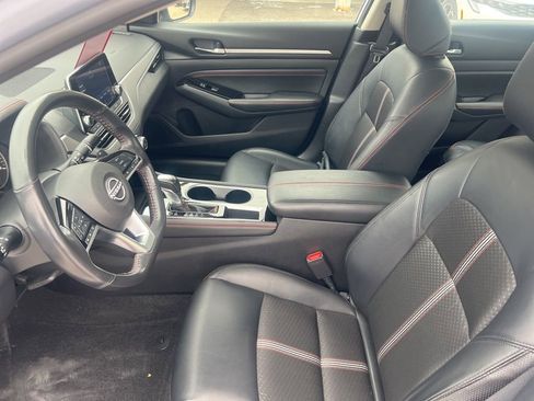 Certified 2023 Nissan Altima 2.5 SR image 4