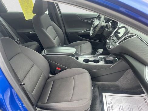 Used 2023 Chevrolet Malibu LT FWD image 15