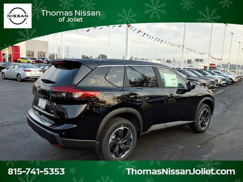 New 2026 Nissan Rogue SV image 3