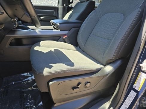 Used 2022 RAM 1500 Big Horn image 4