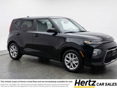 Used 2025 Kia Soul LX w/ LX Technology Package