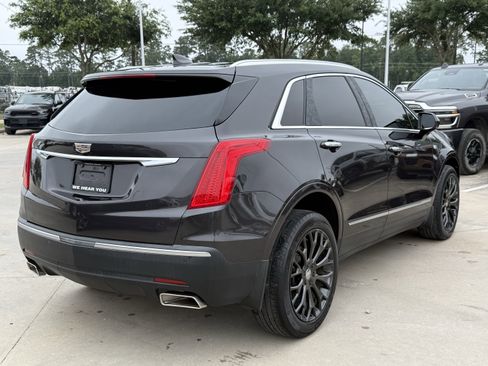 Used 2018 Cadillac XT5 Luxury w/ Driver Awareness Package FWD image 5