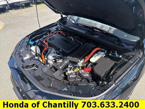 Certified 2025 Honda Accord Touring image 34