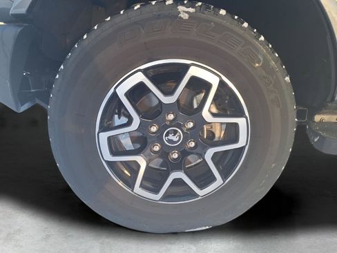 Used 2023 Ford Bronco Outer Banks image 34