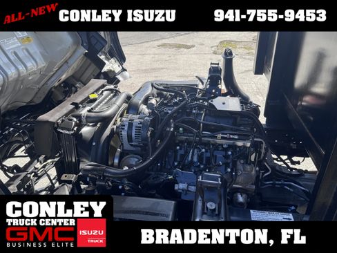 Used 2019 Isuzu NPR image 8