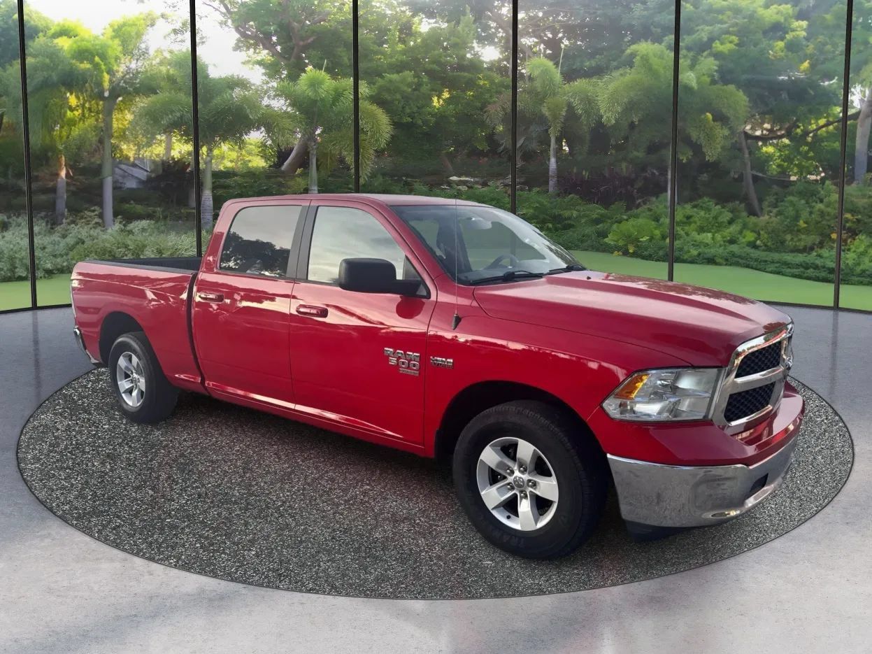 Used 2020 RAM 1500 Classic SLT RWD image 3