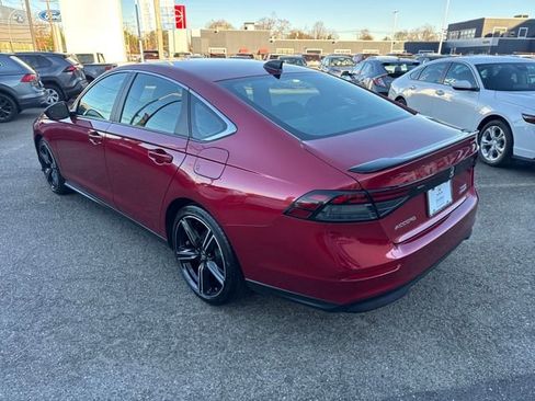 Used 2024 Honda Accord Sport image 17