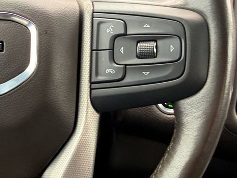 Used 2022 GMC Yukon XL Denali RWD image 12