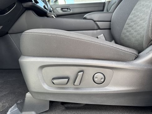 New 2026 Nissan Pathfinder SV AWD/4WD image 10