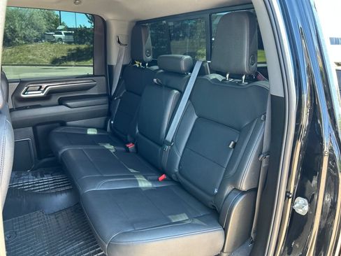 Used 2024 Chevrolet Silverado 2500 LTZ w/ LTZ Convenience Package AWD/4WD image 19