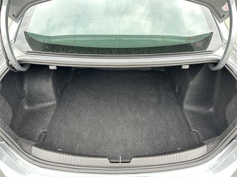 Used 2023 Chevrolet Malibu LT image 29