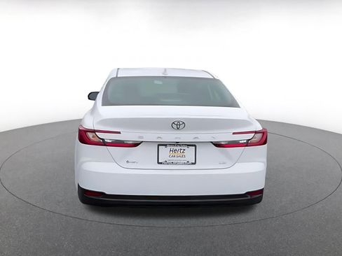 Used 2025 Toyota Camry LE image 11