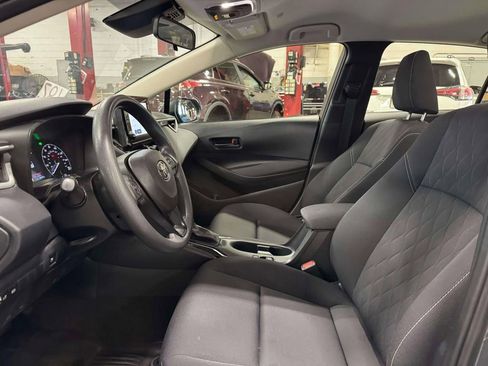 Used 2023 Toyota Corolla LE AWD/4WD image 16