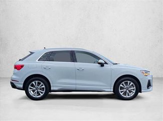 Used 2025 Audi Q3 2.0T Premium w/ Convenience Package video 4
