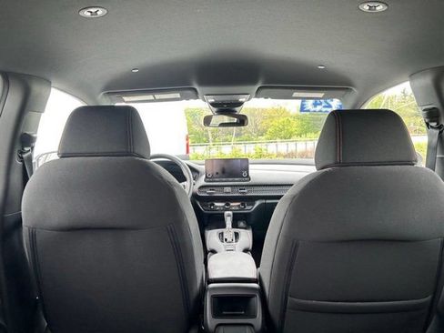 Used 2024 Honda HR-V Sport image 11