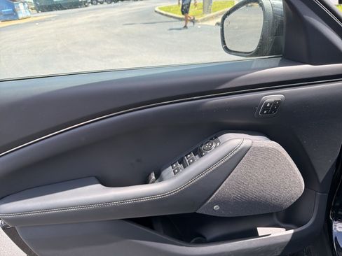 Used 2025 Ford Mustang Mach-E Premium image 20