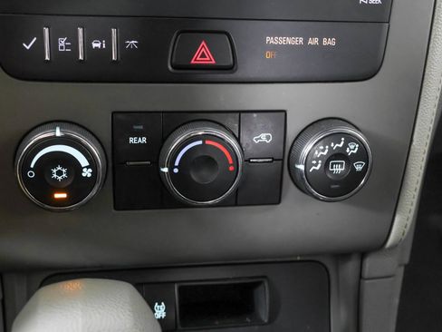Used 2017 Chevrolet Traverse LS FWD image 30