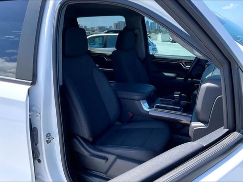 Used 2024 Chevrolet Silverado 1500 RST w/ Convenience Package II RWD image 13