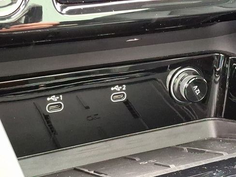 Certified 2025 Audi Q5 2.0T Premium Plus w/ Premium Plus image 25