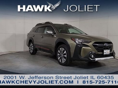 Used 2024 Subaru Outback Touring XT AWD/4WD image 2
