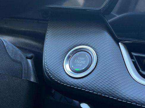 New 2026 Chevrolet Equinox LT w/ Convenience Package II image 19