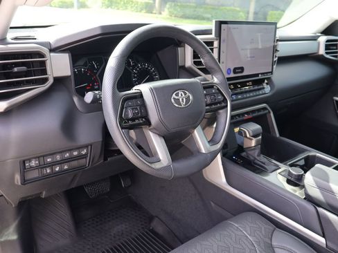 Used 2023 Toyota Tundra Limited w/ Power Package RWD image 15