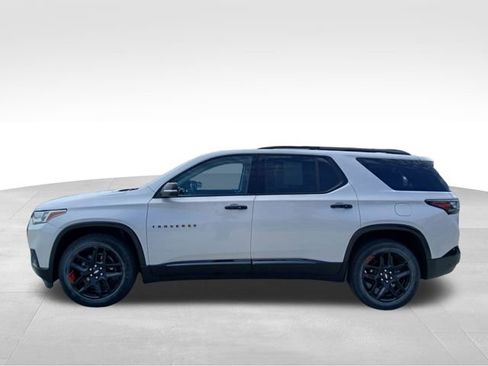 Used 2021 Chevrolet Traverse Premier w/ Redline Edition image 2