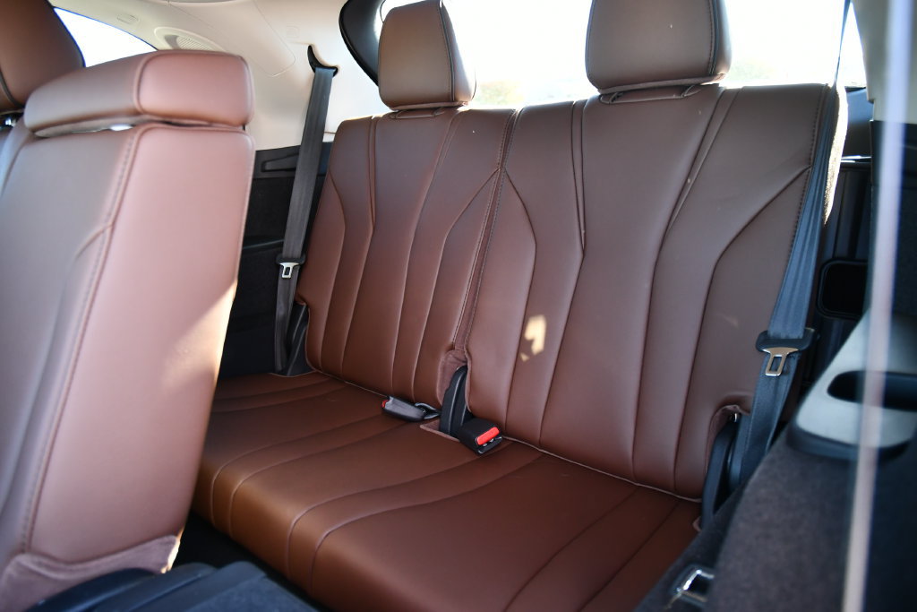 Used 2026 Acura MDX w/ Advance Package AWD/4WD image 30