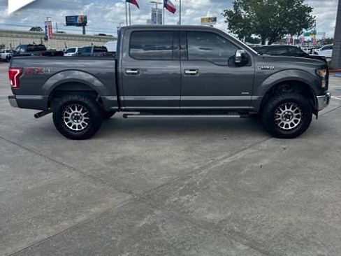 Used 2017 Ford F150 XLT w/ Equipment Group 302A Luxury AWD/4WD image 2