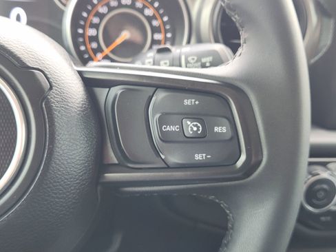 Used 2023 Jeep Wrangler Sport AWD/4WD image 27