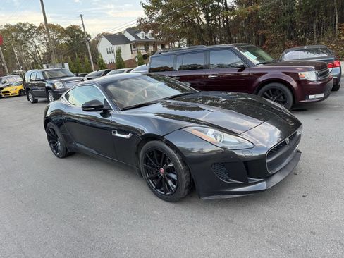 Used 2015 Jaguar F-TYPE Coupe image 3