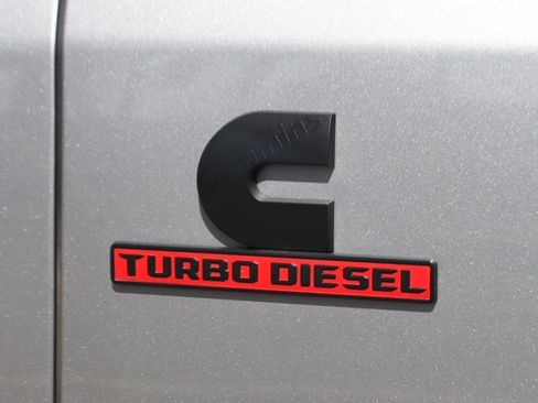 Used 2022 RAM 2500 Laramie w/ Night Edition AWD/4WD image 48