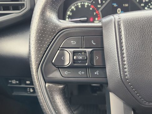 Used 2025 Toyota Tundra SR w/ SR Tow Package image 32