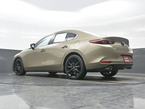 Used 2024 MAZDA MAZDA3 s image 28