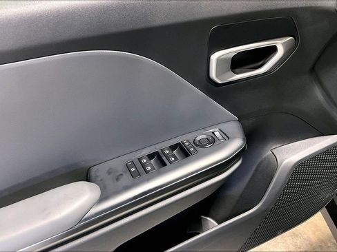 Used 2026 Kia K4 FWD image 19