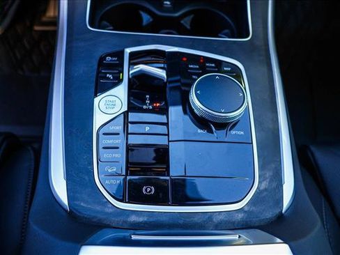 Used 2026 BMW X5 xDrive40i w/ Climate Comfort Package AWD/4WD image 18