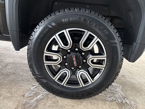 Used 2023 GMC Sierra 2500 AT4 w/ Gooseneck/5TH Wheel Package image 37