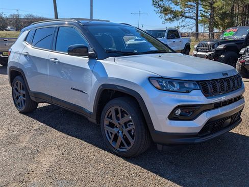 New 2026 Jeep Compass Limited image 4