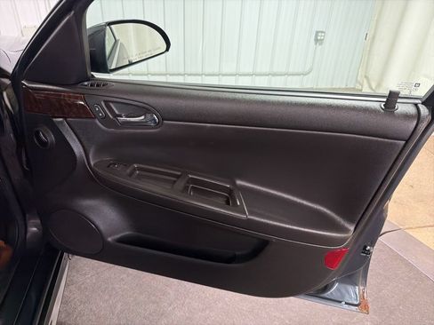 Used 2014 Chevrolet Impala Limited LS FWD image 20