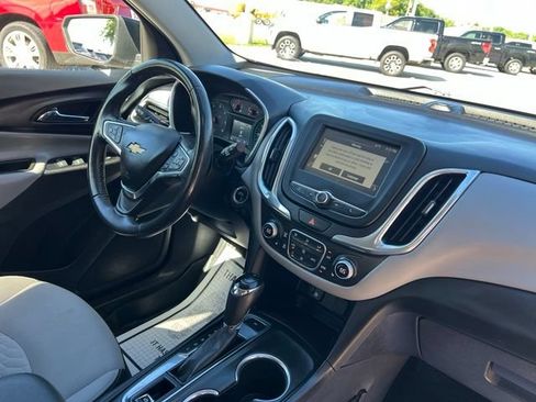 Used 2018 Chevrolet Equinox LT AWD/4WD image 15